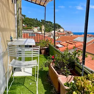 Cosy Penthouse Old Town Sea View Little Terraces Air Conditionned Apartment